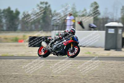 media/Apr-18-2025-TrackDaz (Fri) [[45f5874c44]]/B Group/Session 2 (Turn 7)/